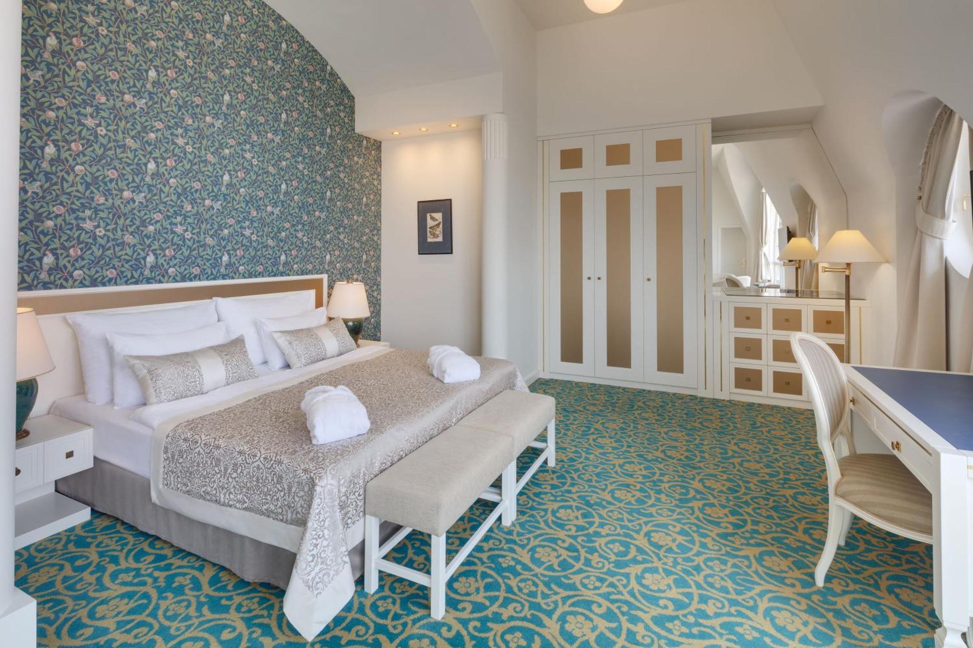 Hotel Savoy